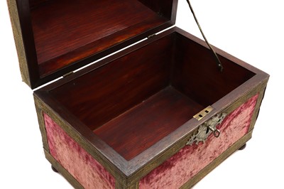 Lot 349 - A velvet mounted oak casket