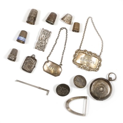 Lot 241 - A collection of silver objets