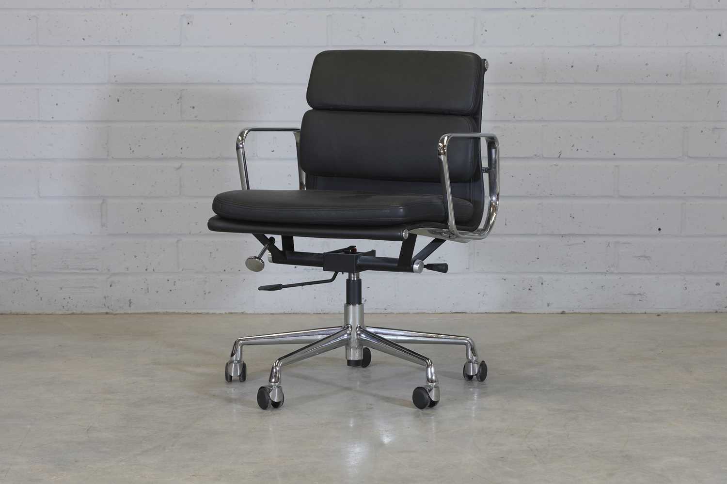 Lot 378 A Soft Pad style desk chair