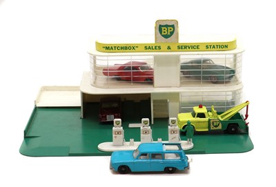 Lot 306 - A group of boxed Matchbox Toys