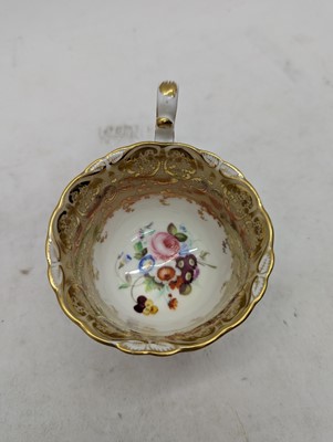 Lot 241 - A group of English porcelain tea wares