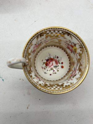 Lot 241 - A group of English porcelain tea wares