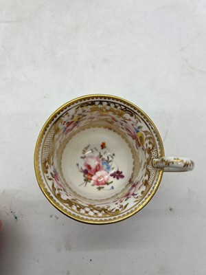 Lot 241 - A group of English porcelain tea wares