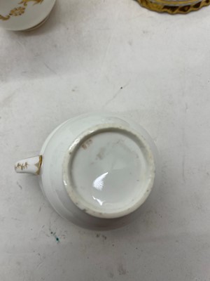 Lot 241 - A group of English porcelain tea wares