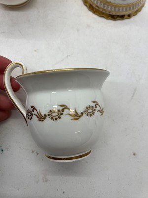 Lot 241 - A group of English porcelain tea wares