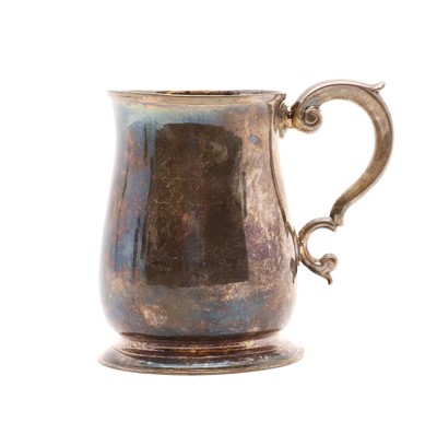 Lot 12 - A George II silver mug