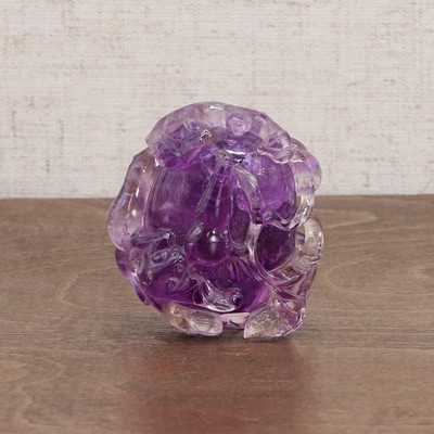 Lot 107 - A Chinese amethyst carving