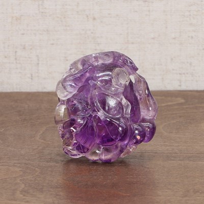 Lot 107 - A Chinese amethyst carving