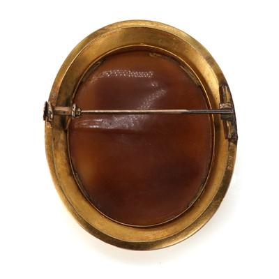 Lot 2 - A 19th century shell cameo brooch