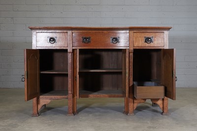 Lot 108 - A European Jugendstil oak dresser