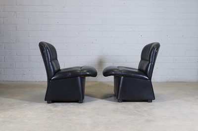 Lot 70 - A pair of Italian lounge chairs