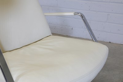 Lot 214 - An 'FK 86' lounge chair