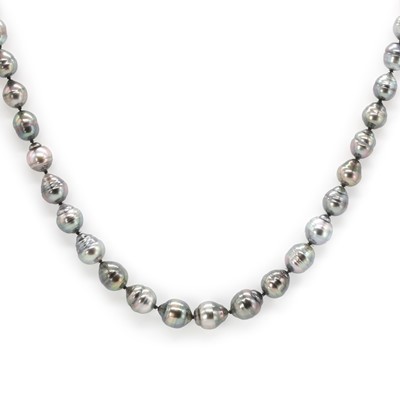 Lot 134 - A single row Tahitian cultured baroque pearl necklace