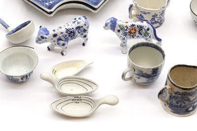 Lot 199 - A large collection of blue and white pottery and porcelain