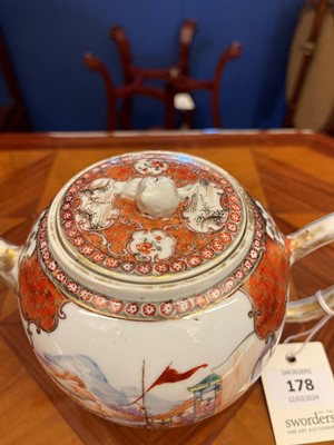 Lot 178 - A collection of Chinese export porcelain