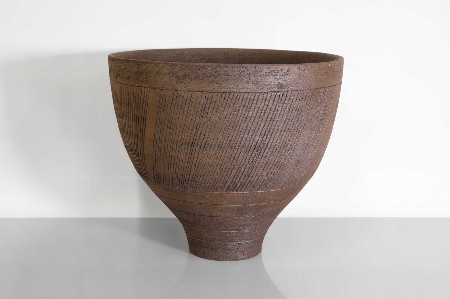 Lot 257 - Jennifer Jones (b.1940)