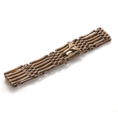 Lot 266 - A rose gold gate bracelet