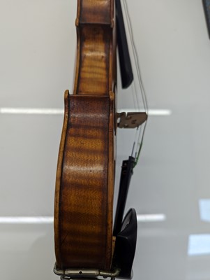 Lot 355 - A Luigi Montanari violin