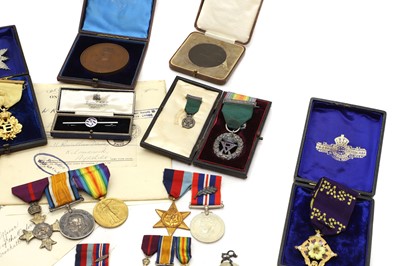 Lot 143 - A WWI medal group