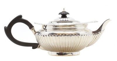 Lot 1 - A Victorian silver teapot