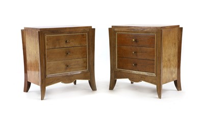 Lot 313 - A pair of Art Deco-style maple bedside cabinets