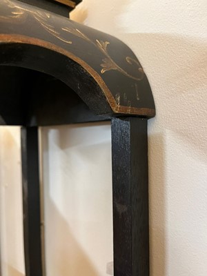 Lot 26 - A set of Regency-style chinoiserie hanging shelves