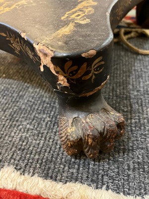 Lot 63 - An export lacquered floor lamp