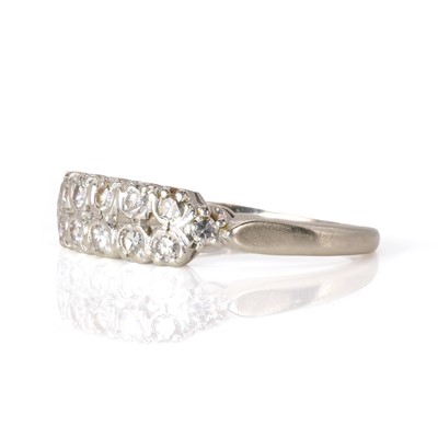Lot 29 - A white gold diamond ring in a double row