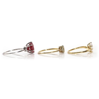 Lot 90 - A 9ct white gold fracture filled ruby ring and a group gemstone rings