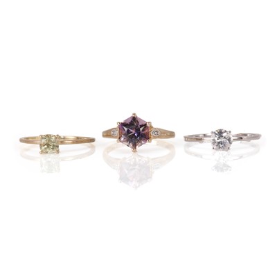 Lot 182 - A group of three 9ct gold gemstone rings