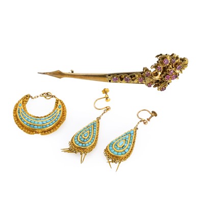 Lot 10 - A group of antique South Asian jewels