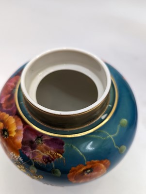 Lot 88 - A Royal Worcester porcelain pot pourri