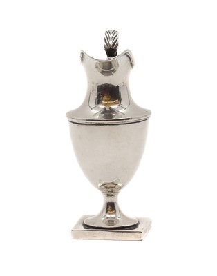 Lot 9 - A George III silver cream jug