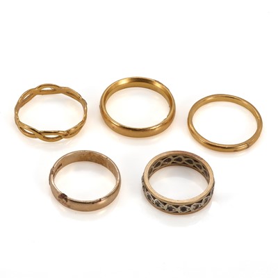 Lot 192 - A group of gold wedding rings