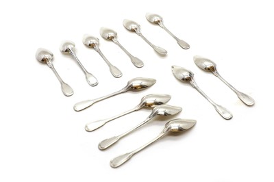 Lot 24 - A set of twelve French silver teaspoons