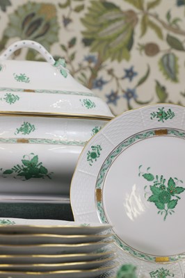 Lot 216 - A Herend 'Apponyi Green' part dinner service