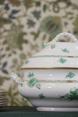 Lot 216 - A Herend 'Apponyi Green' part dinner service