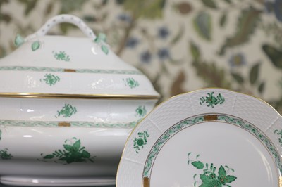 Lot 216 - A Herend 'Apponyi Green' part dinner service