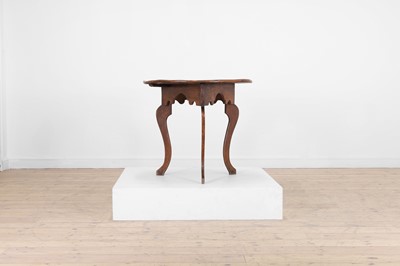 Lot 56 - A George III elm cricket table