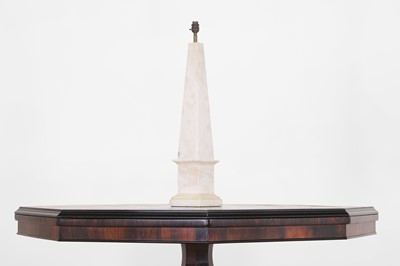 Lot 23 - An alabaster obelisk table lamp