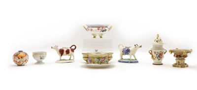 Lot 222 - A collection of English porcelain