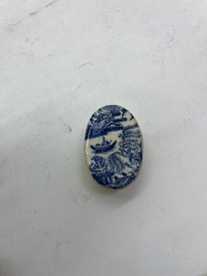 Lot 222 - A collection of English porcelain