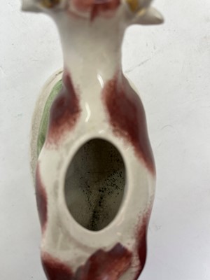 Lot 222 - A collection of English porcelain
