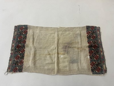Lot 174 - A group of embroidered linens