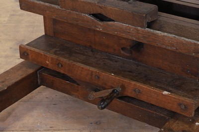 Lot 267 - An oak double studio easel