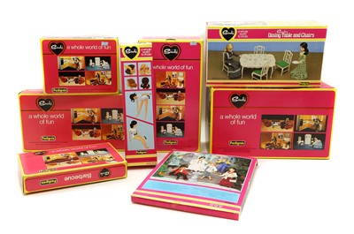 Lot 241 - A collection of boxed Pedigree Sindy dolls