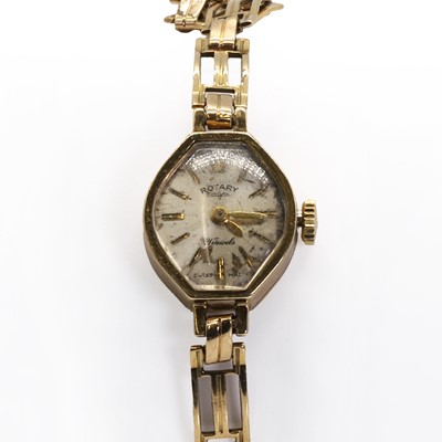 Lot 421 - A 9ct gold Rotary mechanical bracelet watch