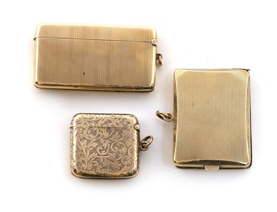 Lot 15 - A group of three 9ct gold vesta cases