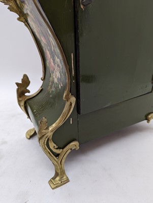 Lot 164 - A Louis XV style painted wood mantel clock