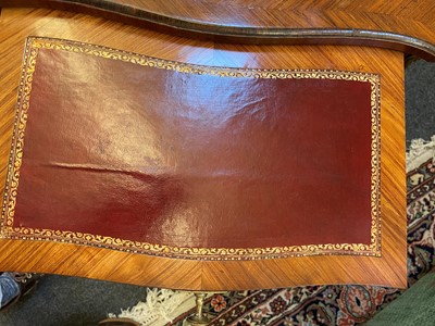 Lot 27 - A Louis XV-style kingwood and tulipwood marquetry bureau plat